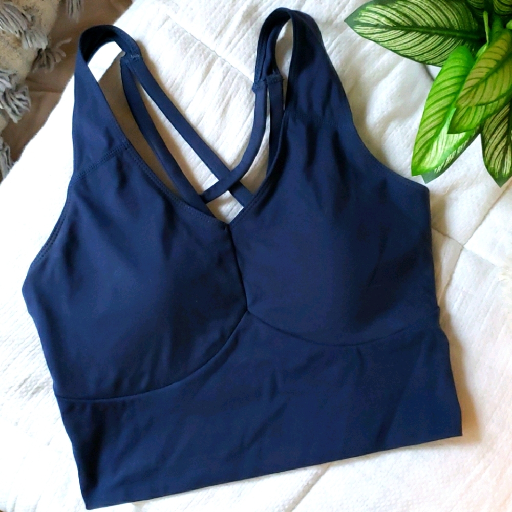 Sports bra